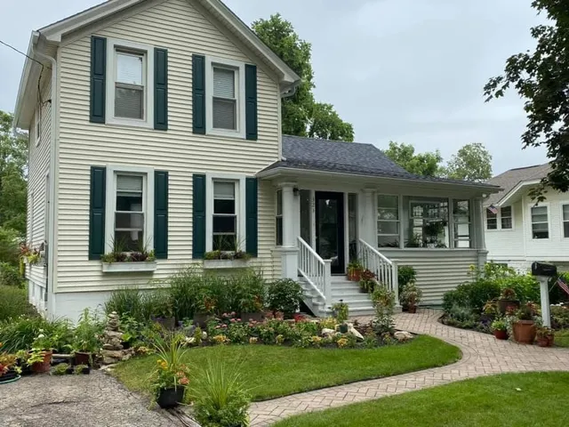 $354,900 | 323 West Washington Street, West Chicago, IL 60185