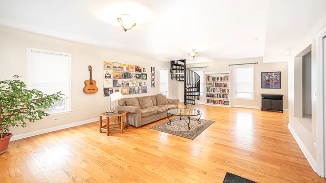 $354,900 | 323 West Washington Street, West Chicago, IL 60185