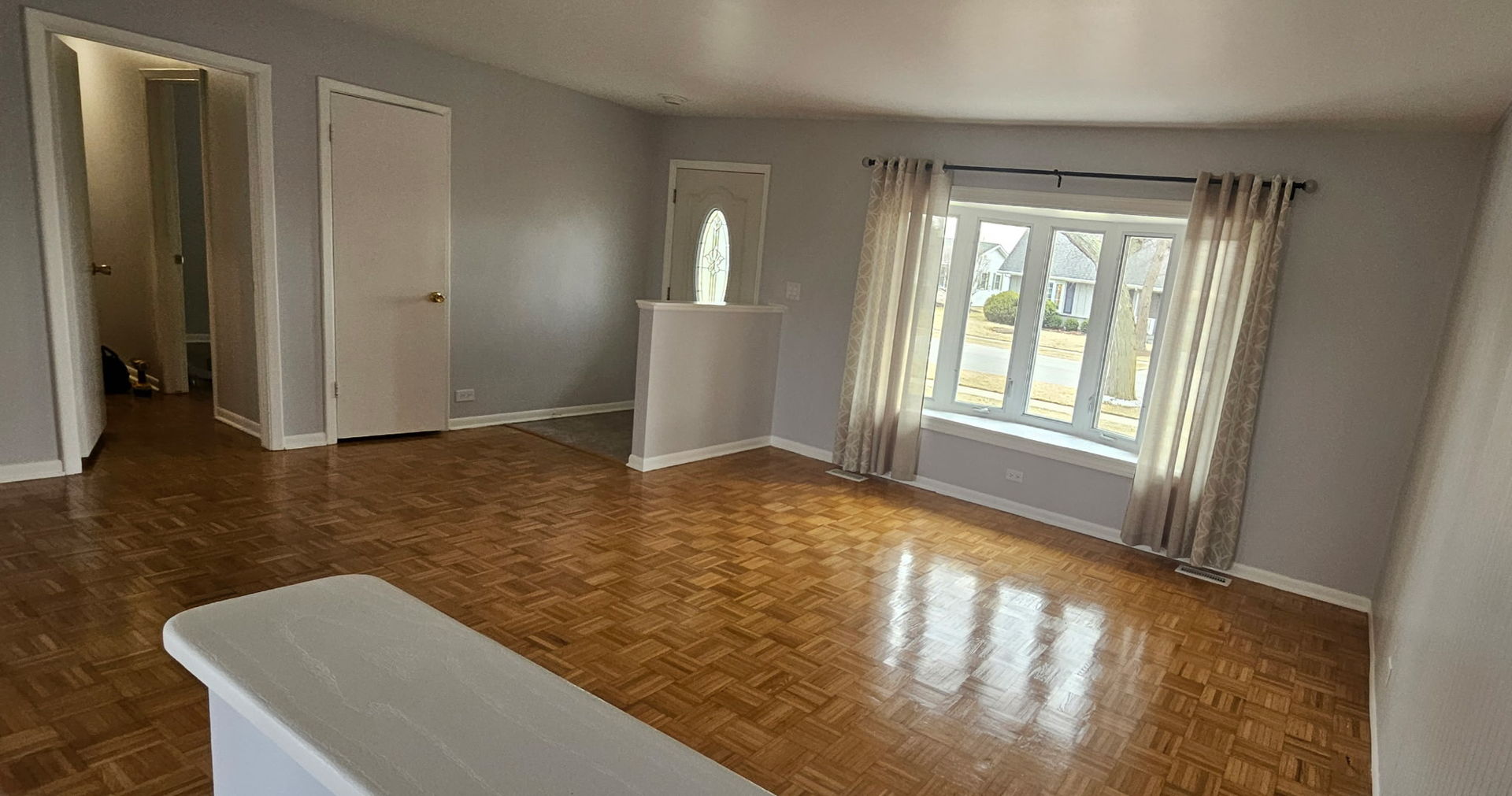 266 Trowbridge Road Elk Grove Village, IL 60007 - Photo 3 of 8