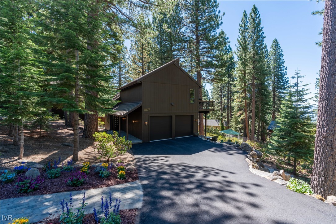 607 Crystal Peak Road Incline Village, NV 89451 - Photo 34 of 47 Front