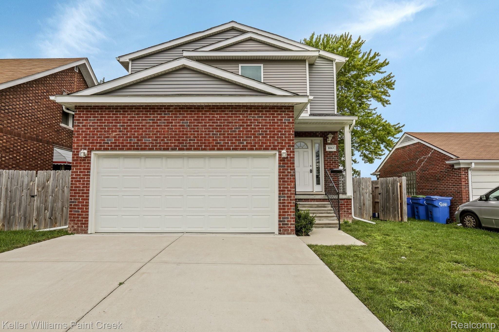 8063 Racine Road Warren, MI 48093 - Photo 2 of 24 3-web-or-mls-8063 Racine Road0014.jpg