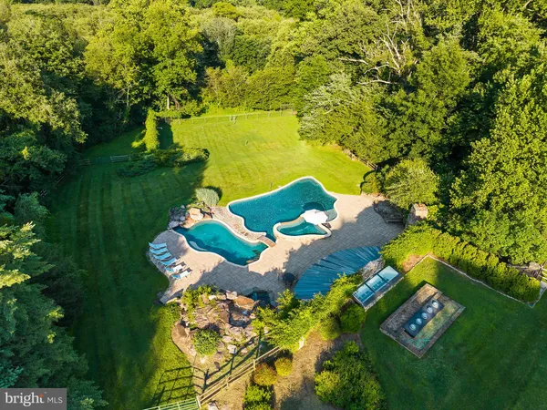 $2,750,000 | 1531 Windstone Drive, Vienna, VA 22182