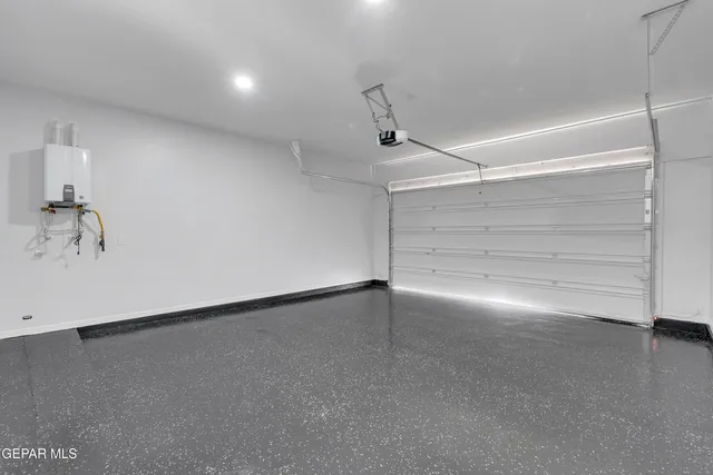 $329,950 | 350 Villa Bonita Road, Clint, TX 79836