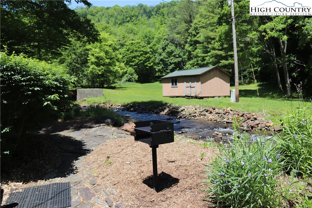 234 Bald Fork Road Todd, NC 28684 - Photo 4 of 28 Gallery Image 4