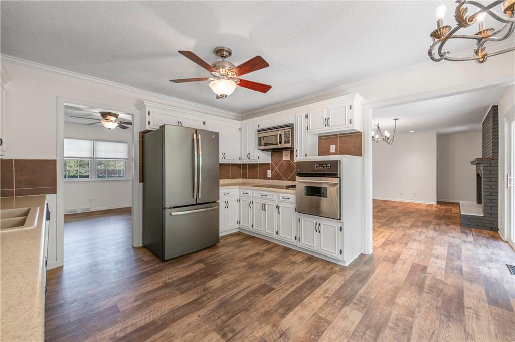 38 Hillcrest Drive Platte City, MO 64079 - Photo 11 of 46