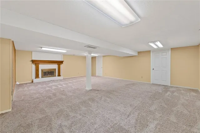 $420,000 | 38 Hillcrest Drive, Platte City, MO 64079