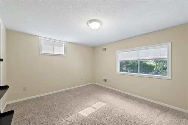 $420,000 | 38 Hillcrest Drive, Platte City, MO 64079