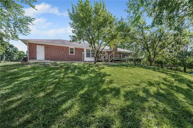 $420,000 | 38 Hillcrest Drive, Platte City, MO 64079