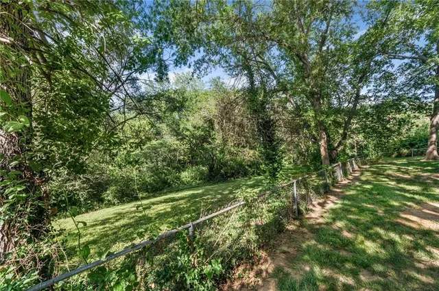 $420,000 | 38 Hillcrest Drive, Platte City, MO 64079