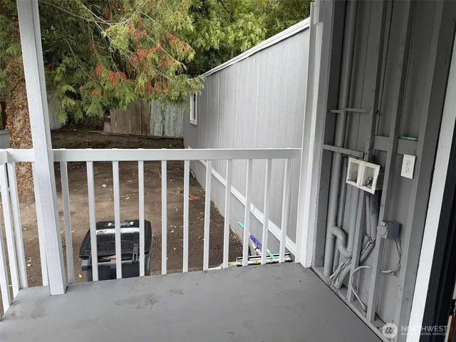 $119,950 | 11510 East Riverside Drive, Unit 48, Bothell, WA 98011