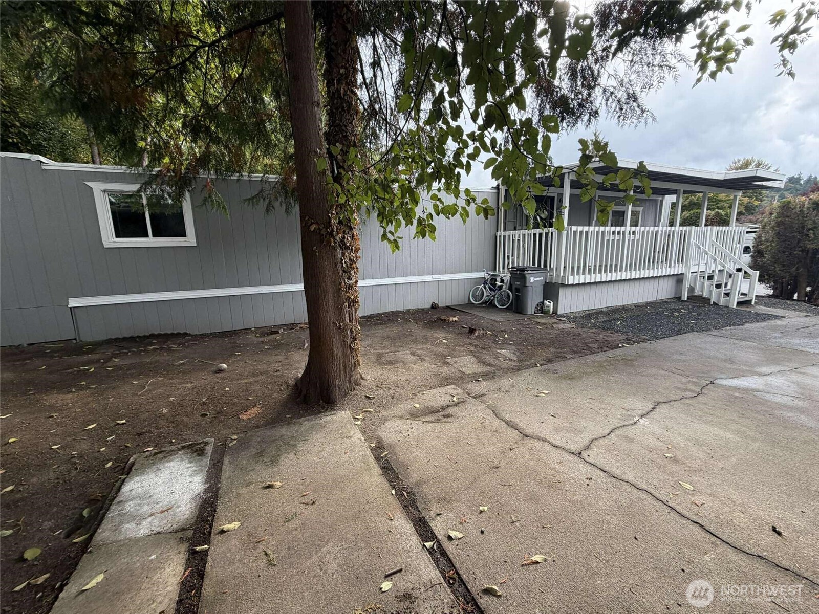 11510 East Riverside Drive, Unit 48 Bothell, WA 98011 - Photo 2 of 21