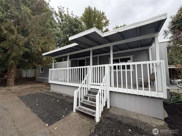 $119,950 | 11510 East Riverside Drive, Unit 48, Bothell, WA 98011