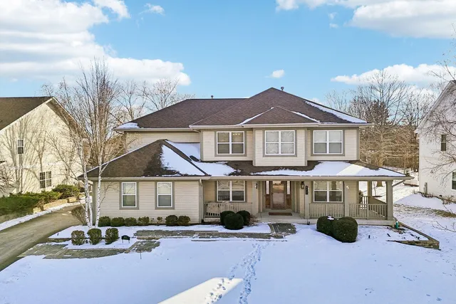 $829,900 | 8017 Insignia Court, Long Grove, IL 60060