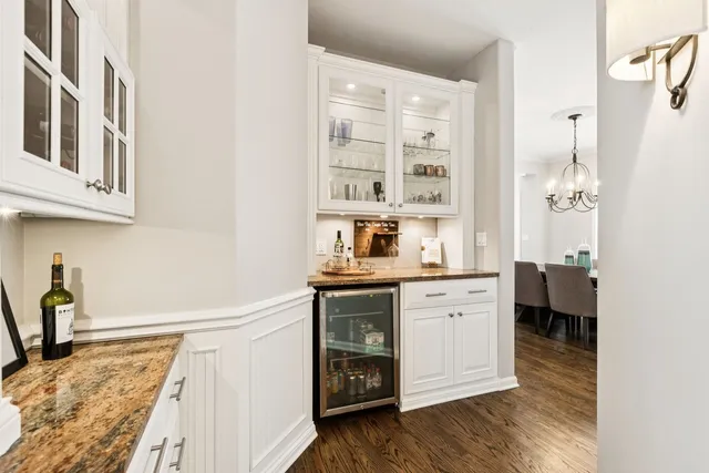 $829,900 | 8017 Insignia Court, Long Grove, IL 60060