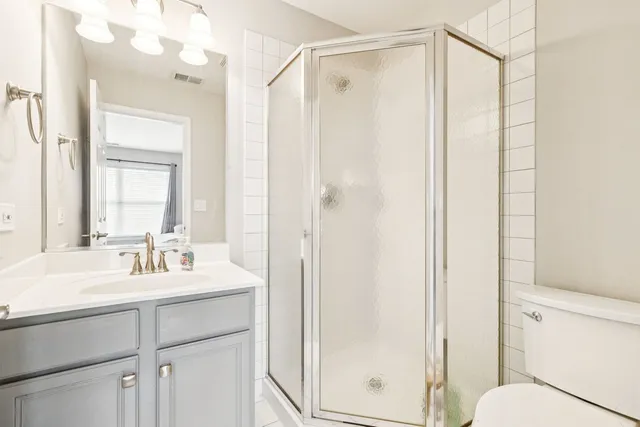 $829,900 | 8017 Insignia Court, Long Grove, IL 60060