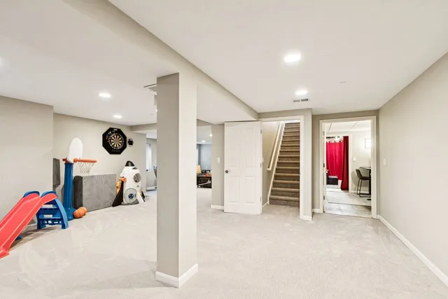 $829,900 | 8017 Insignia Court, Long Grove, IL 60060