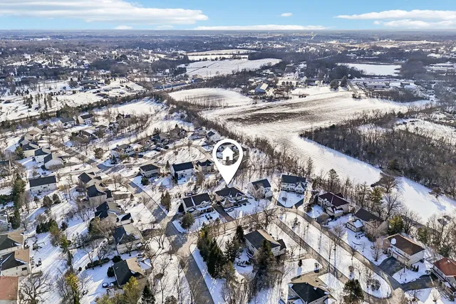 $829,900 | 8017 Insignia Court, Long Grove, IL 60060