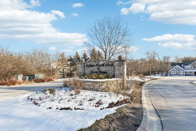 $829,900 | 8017 Insignia Court, Long Grove, IL 60060