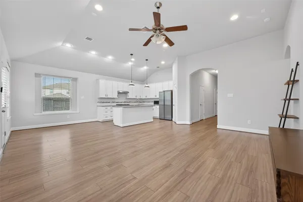 $2,500 | 9914 Deborah Colony Lane, Humble, TX 77396