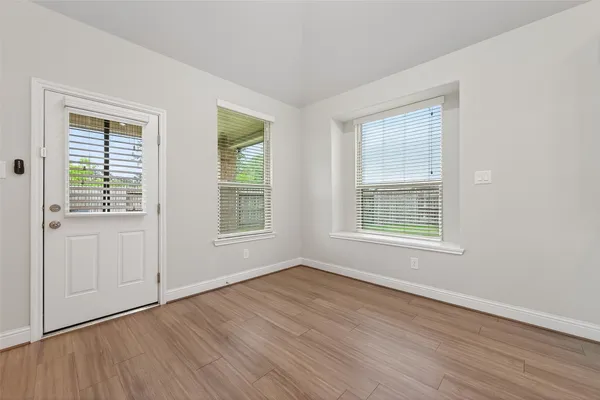 $2,500 | 9914 Deborah Colony Lane, Humble, TX 77396