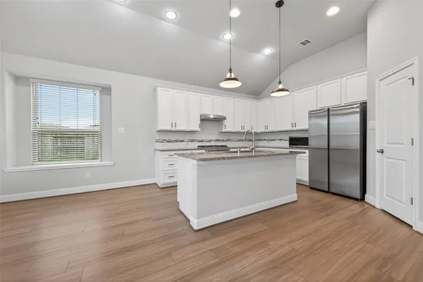 $2,500 | 9914 Deborah Colony Lane, Humble, TX 77396