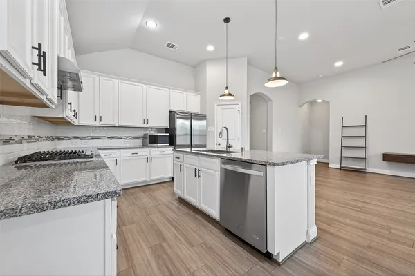 $2,500 | 9914 Deborah Colony Lane, Humble, TX 77396