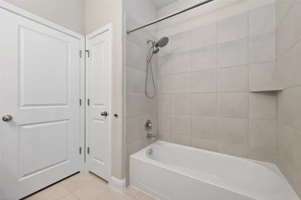 $2,500 | 9914 Deborah Colony Lane, Humble, TX 77396