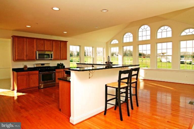 4394 Upper Beckleysville Road Hampstead, MD 21074 - Photo 2 of 16 Kitchen/Family Room