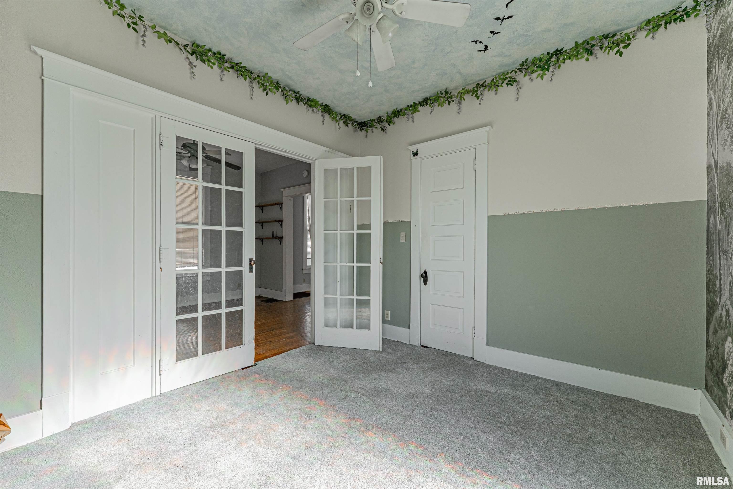 402 Wyatt Avenue Lincoln, IL 62656 - Photo 16 of 22