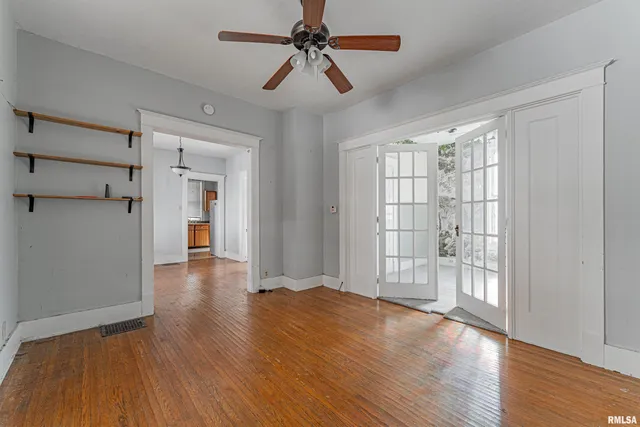 $65,000 | 402 Wyatt Avenue, Lincoln, IL 62656