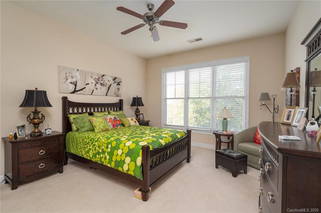 5425 Closeburn Road, Unit 209 Charlotte, NC 28210 - Photo 11 of 19 Gallery Image 11