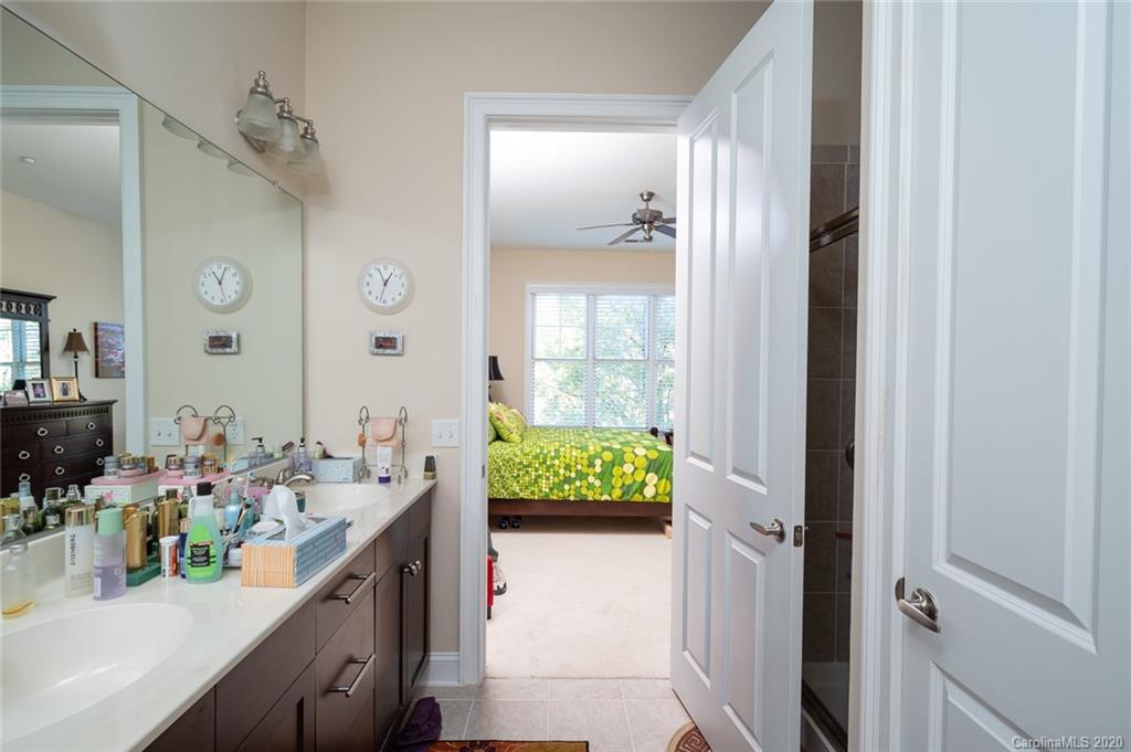 5425 Closeburn Road, Unit 209 Charlotte, NC 28210 - Photo 14 of 19 Gallery Image 14