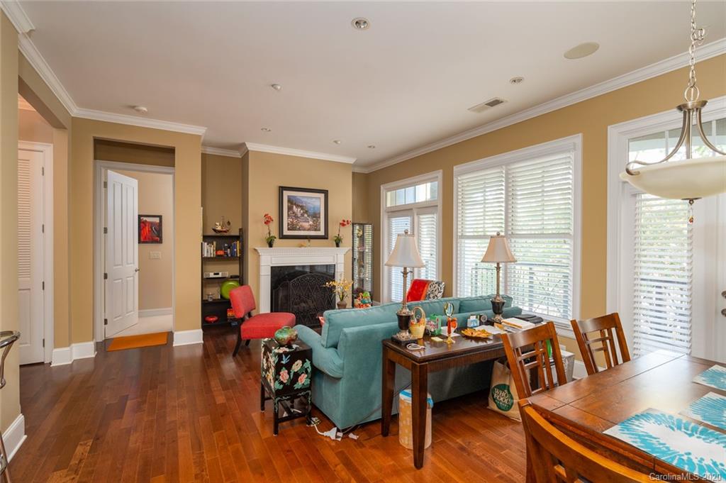 5425 Closeburn Road, Unit 209 Charlotte, NC 28210 - Photo 3 of 19 Gallery Image 3