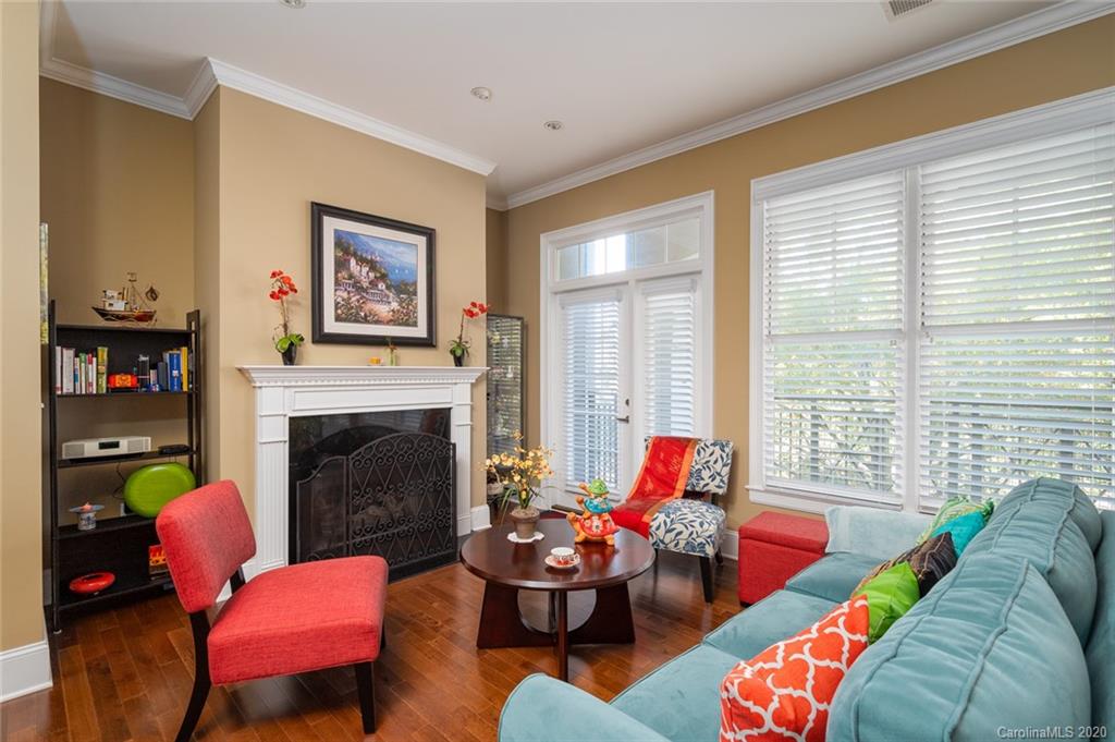 5425 Closeburn Road, Unit 209 Charlotte, NC 28210 - Photo 5 of 19 Gallery Image 5