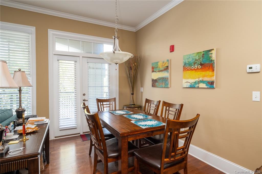 5425 Closeburn Road, Unit 209 Charlotte, NC 28210 - Photo 6 of 19 Gallery Image 6