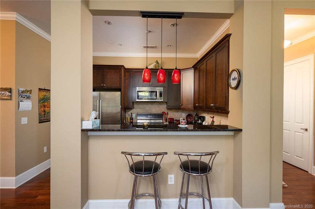 5425 Closeburn Road, Unit 209 Charlotte, NC 28210 - Photo 8 of 19 Gallery Image 8