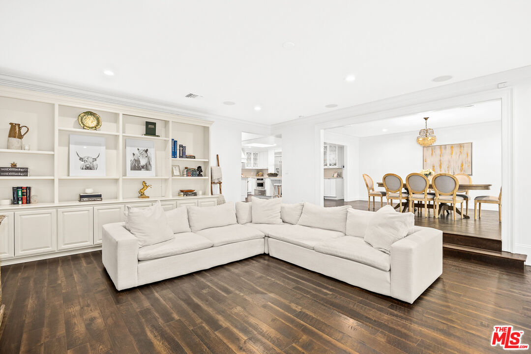 4844 Commonwealth Avenue La Canada Flintridge, CA 91011 - Photo 13 of 43 a living room with furniture and wooden floor