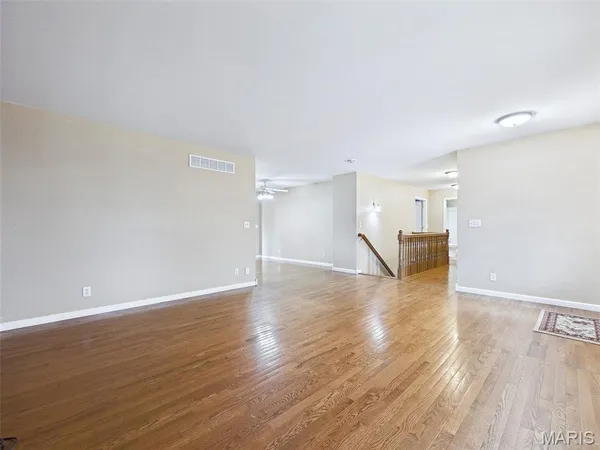 $350,000 | 1121 Lakeview Drive, Breese, IL 62230