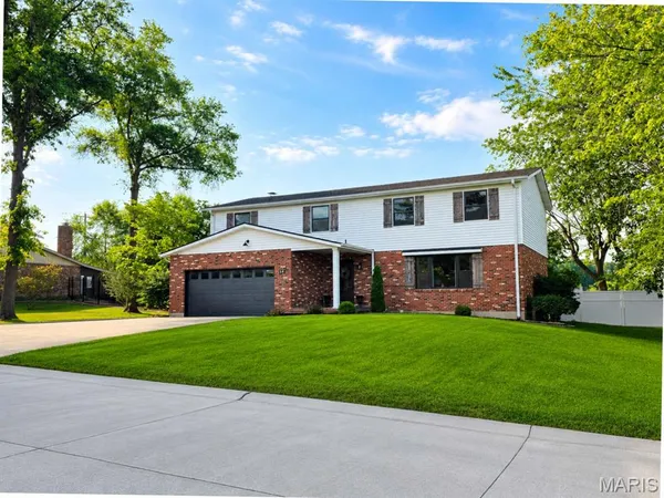 $445,000 | 58 Oakwood Drive, Ste. Genevieve, MO 63670