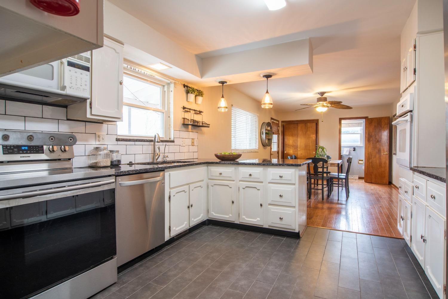 11265 Hanover Road Forest Park, OH 45240 - Photo 17 of 50 Gallery Image 17