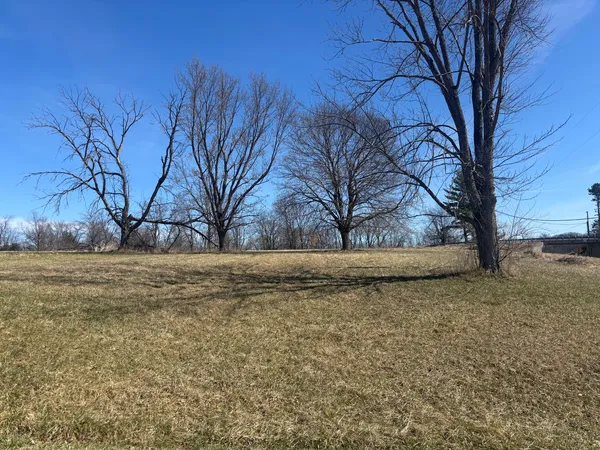 $4,800 | 1014 Hidden Valley Drive, Varna, IL 61375