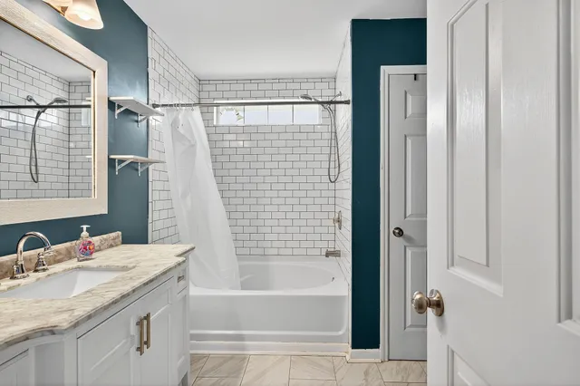 $385,000 | 539 Holiday Drive, Summerville, SC 29483