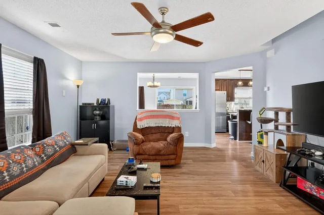 $385,000 | 539 Holiday Drive, Summerville, SC 29483