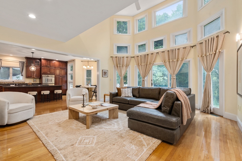 142 Hartman Road Newton, MA 02459 - Photo 15 of 37