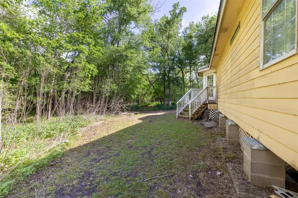 $249,000 | 437 County Road 165, Boling, TX 77420