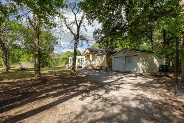 $249,000 | 437 County Road 165, Boling, TX 77420