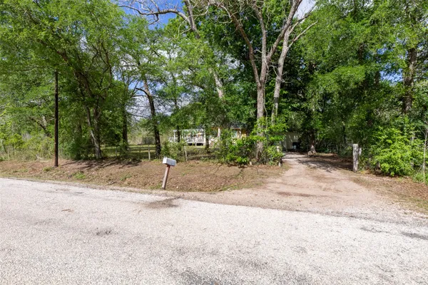 $249,000 | 437 County Road 165, Boling, TX 77420