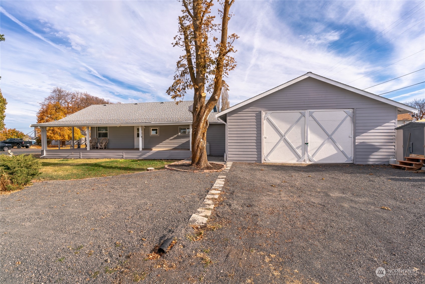 214 Southwest Regent Avenue Wilbur, WA 99185 - Photo 2 of 34 Gallery Image 2