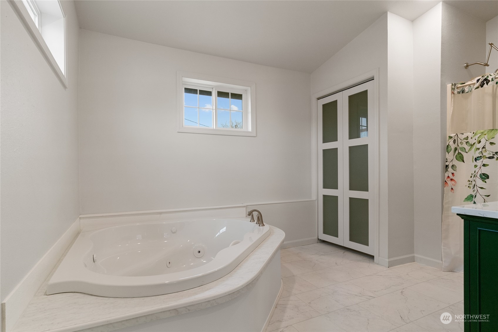214 Southwest Regent Avenue Wilbur, WA 99185 - Photo 22 of 34 Gallery Image 22