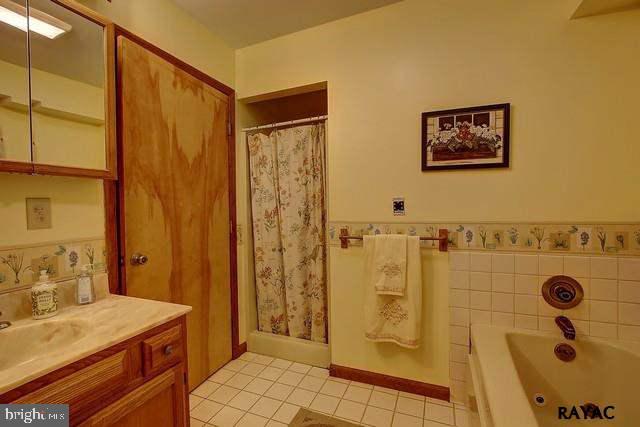 1756 Flintville Road Delta, PA 17314 - Photo 22 of 36 Gallery Image 22